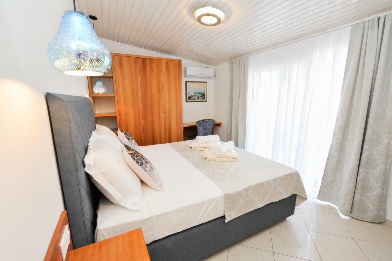 Private Oasis-Villa Sandina Split Exteriör bild